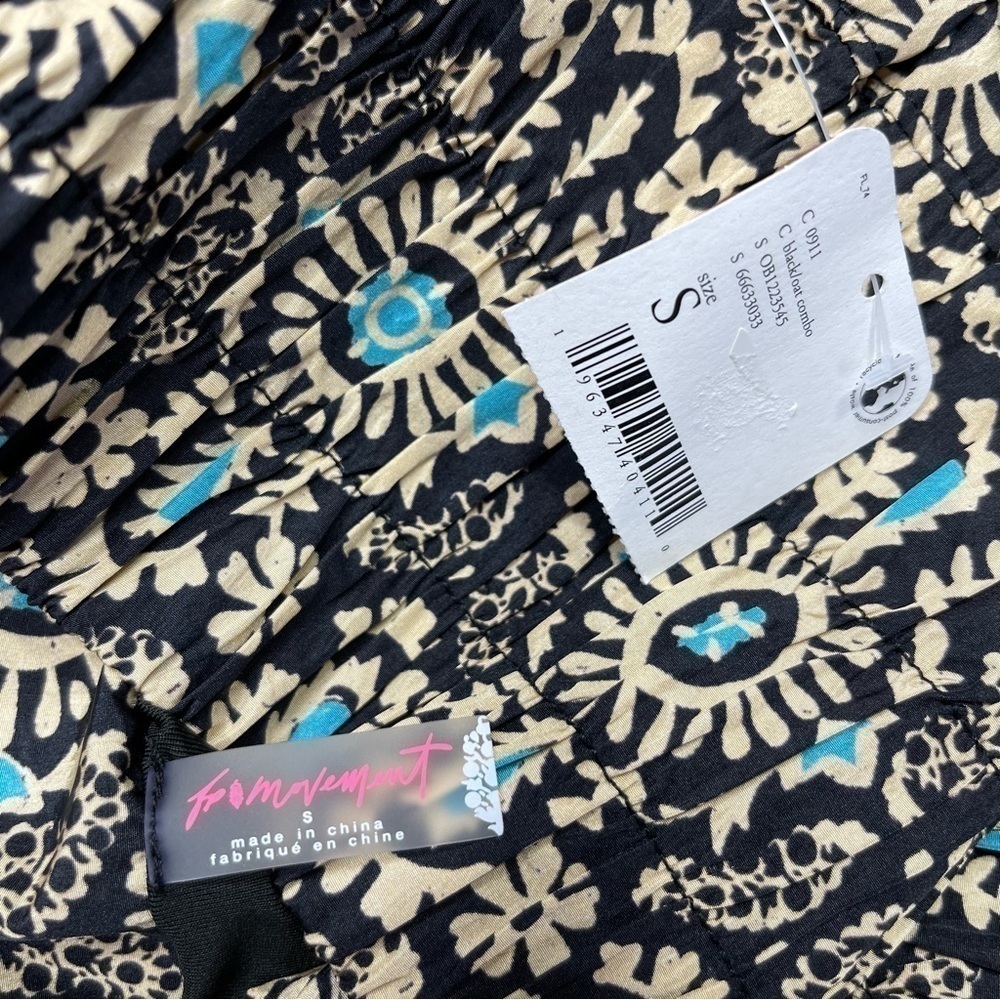 NWT FP Movement by Free People The Way Home Printed Short size Small - Picture 12 of 14